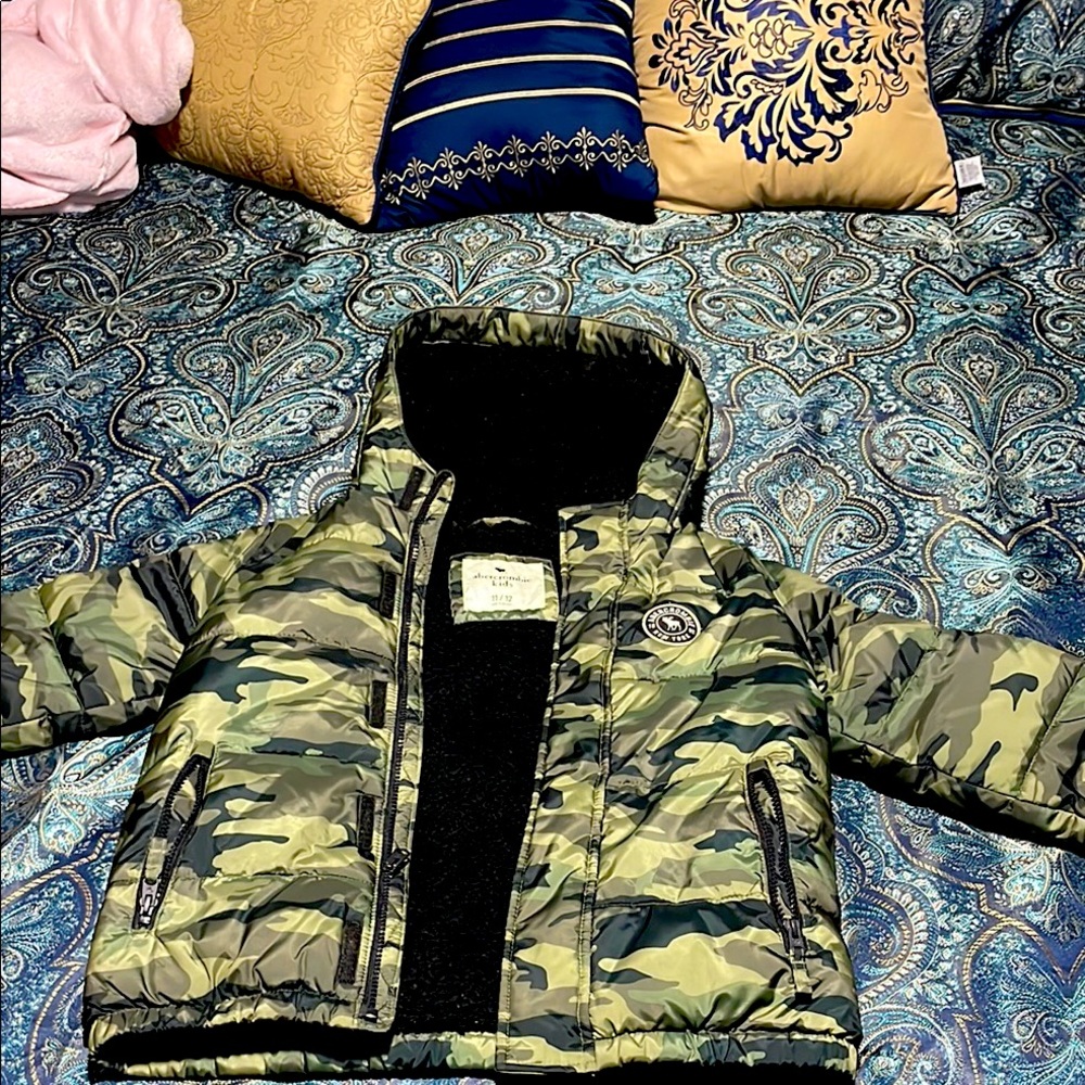 Abercrombie Kids, Camouflage, Size 11/12